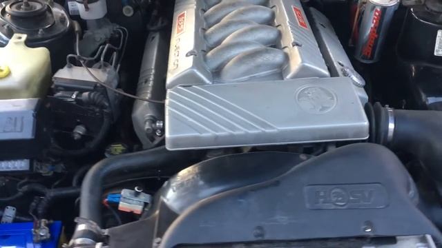 Aussie V8 HSV Manta смотреть онлайн
