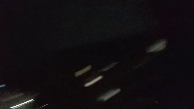 Вот и я иду на улице и сейчас дойду до магнита и домой смотреть онлайн
