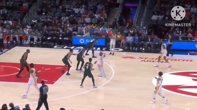 Trae Young Drills Two Logo Three's & Get Altercation w/ Marcus Smart in Last Minute Game смотреть онлайн