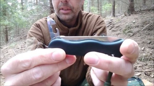Mikov Praktik vs. Victorinox Forester - recenze zavíracích nožů