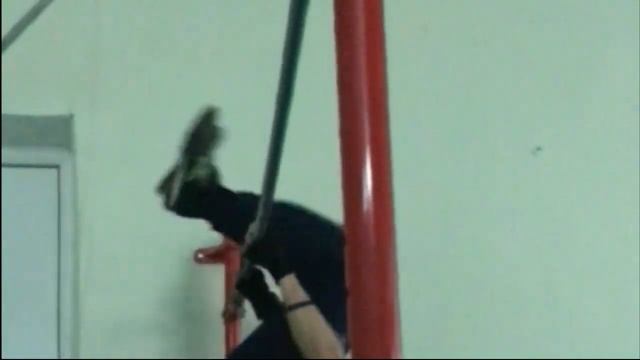 Выполнил Самый Красивый Элемент от Ефимова | 10 Сложных Воркаут Элементов (Часть 3) смотреть онлайн