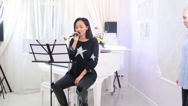 Школа вокала и риторики VocalMT - ученица Динара смотреть онлайн