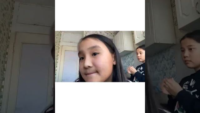 VLOG;Ночёвка с подругой💋 Панкейк🥞 Маска🗿 смотреть онлайн