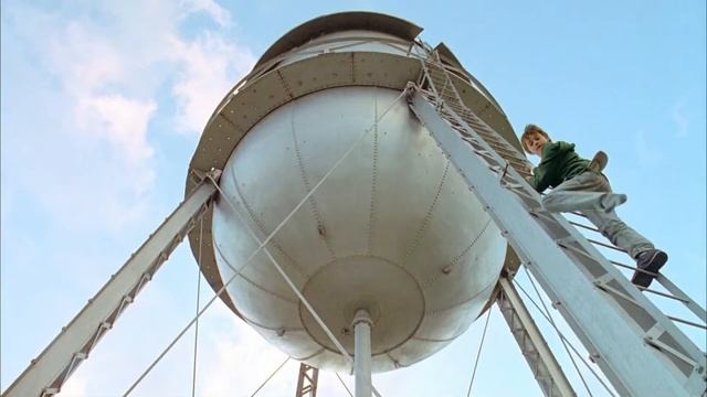What's Eating Gilbert Grape (film 1993) - Arnie Climbs The Water Tower (VF) смотреть онлайн