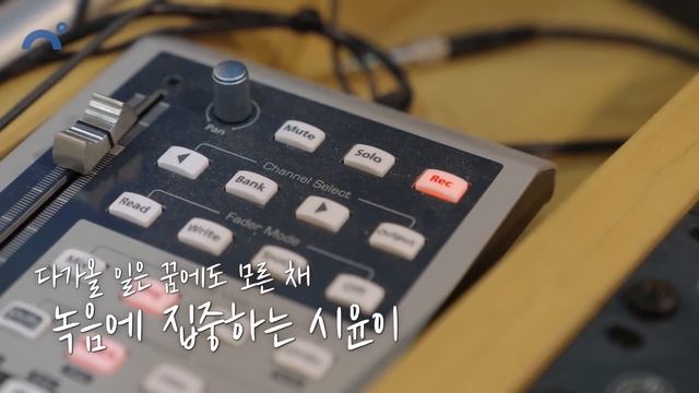 [실제상황] 비타민 신곡 '하얀선물' 녹음 마쳤는데 시윤이 데이터가 없어 졌습니다.ㅠㅠ 앨범 낼 수 있을까요?! ㅠㅠ｜클레버TV смотреть онлайн