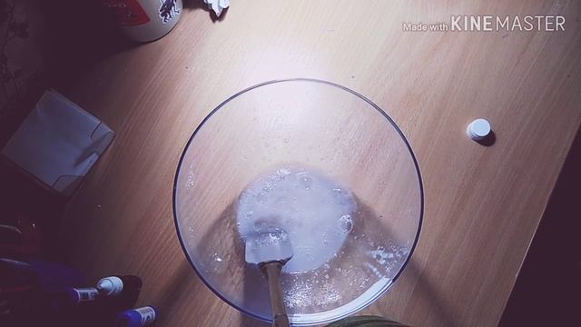 Первый раз слайм из клея от M.KUKSA! смотреть онлайн