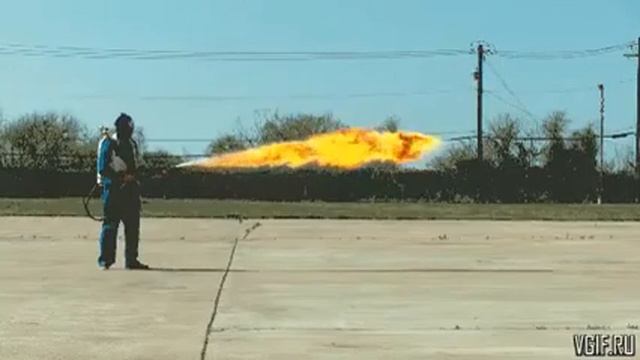 Огнемет в замедленной съемке смотреть онлайн