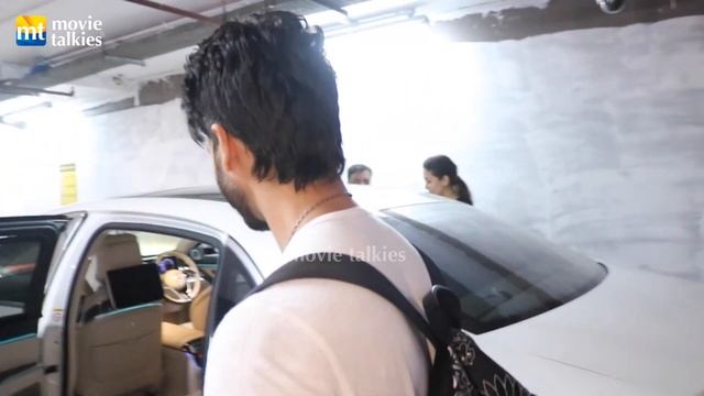 Shahid Kapoor, Mira Rajput & Karan Johar return from Sidharth-Kiara's GRAND Wedding смотреть онлайн