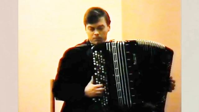 Ф. Лист "Органная прелюдия и фуга на тему B-A-C-H" Играет баянист Андрей Романов Новосибирск