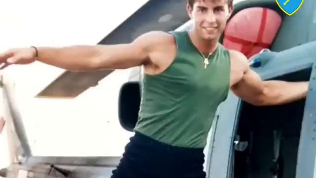 Le FOTO possono fermare il TEMPO.. offrendo al tuo PRESENTE i RICORDI di MOMENTI indimenticabili. смотреть онлайн