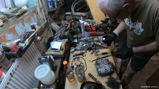 Varadero XL 125 Łożyska wałka rozrządu смотреть онлайн