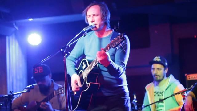 Зира и Андрей Басов- Забывай Меня (More Music Club, 29.12.2019) смотреть онлайн