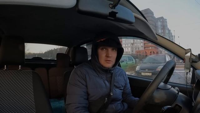 РЕАКЦИЯ ПАССАЖИРКИ НА НЕРАБОЧУЮ ДВЕРЬ...