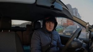 РЕАКЦИЯ ПАССАЖИРКИ НА НЕРАБОЧУЮ ДВЕРЬ...