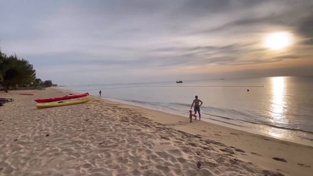 Bãi Tắm & Bãi Biển Bãi Trường Và Khu Resort Mercury 4****Phú Quốc Thu Hút Khách Du Lịch Dịp Tết 202 смотреть онлайн