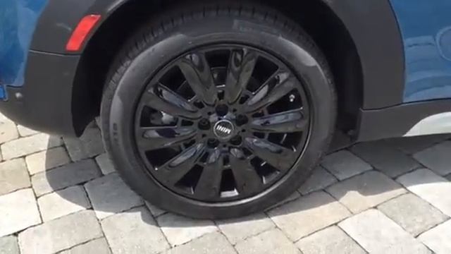 2019 MINI Countryman Walk Around Video @ Orlando MINI смотреть онлайн