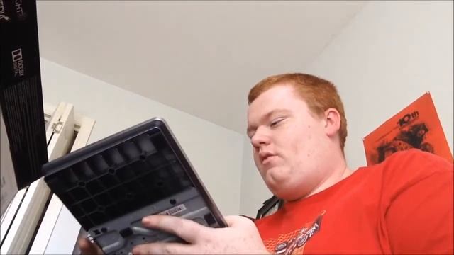 Toshiba 32 Inch flat screen unboxing смотреть онлайн