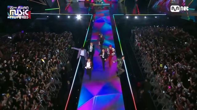 BTS_방탄소년단_IDOL_ft_Nicki_Minaj_Live_Performance