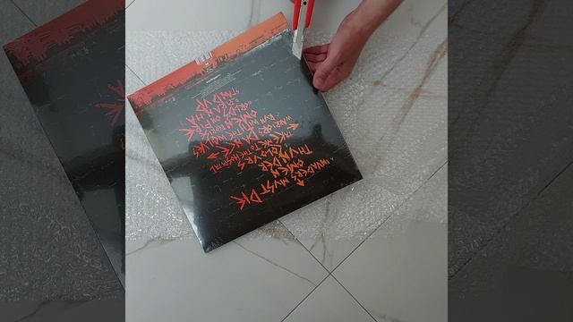 Распаковка винила 1 смотреть онлайн