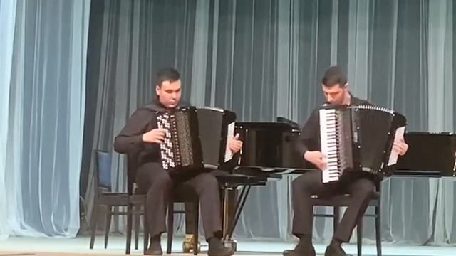 В.Монти "Чардаш" (обр.И.Яшкевича) Дуэт: Егор Зотов (баян) и Павел Ишутин (аккордеон) г.Екатеринбург