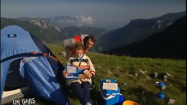 Un gars une fille - Dans la Drôme - compilation смотреть онлайн