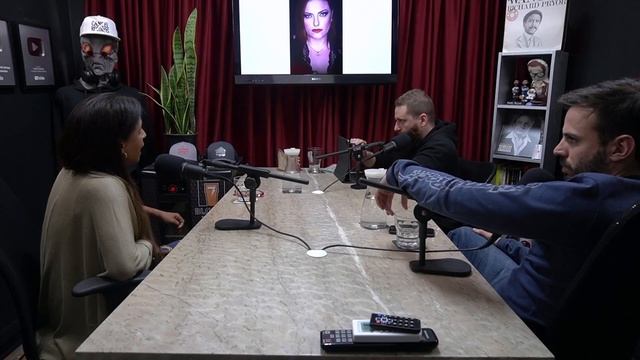 ANÁLISE ESPIRITUAL DE SELENA FORTUNA com Vandinha Lopes | Planeta Podcast (Sobrenatural) смотреть онлайн