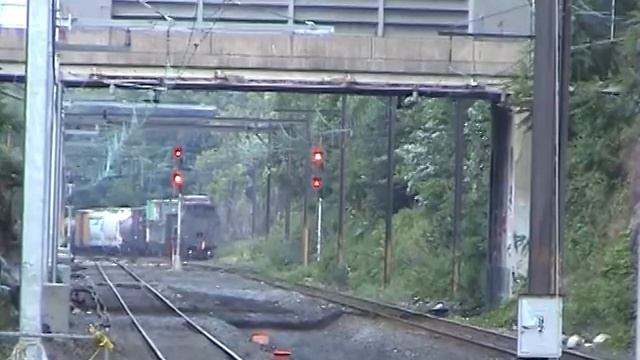 200407 12 CSX Trenton Line Bethlehem Branch MP9.7 DED Woodbourne meet Amtrak Northeast Corridor NEC смотреть онлайн