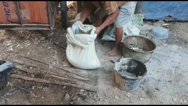 Cara membuat pakan lele yang bisa mengapung смотреть онлайн