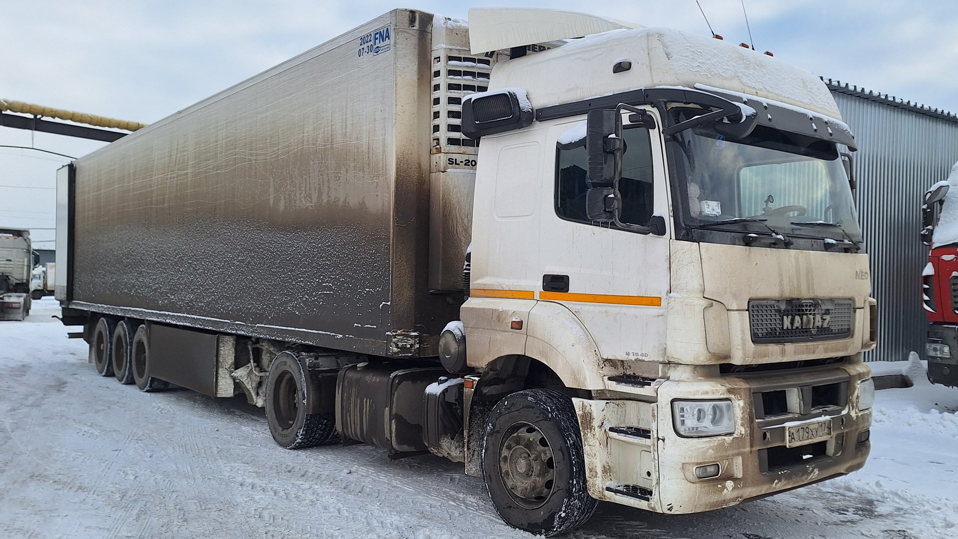 КАЖДЫЙ ДЕНЬ С НОВЫМ ПРИЦЕПОМ/СНЕГОПАД В ЧЕЛЯБИНСКЕ❄️#дальнобой #снегопад #рейс