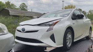 Тойота Приус Гибрид 2016 год . Автомобиль из Америки в Россию.