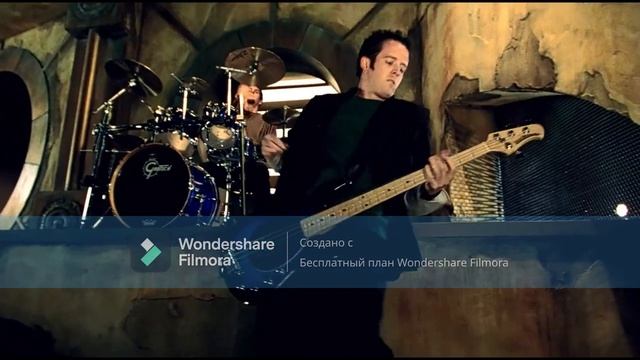 Avril Lavigne ft Chester Bennington- Toxic смотреть онлайн