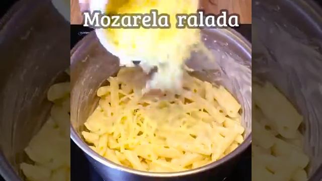 Penne ao molho de queijo e bacon смотреть онлайн