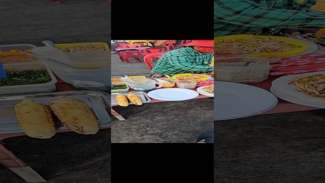 Уличная еда на набережной смотреть онлайн