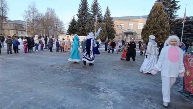 Новогодний автопробег Д. Мороза, г Петушки смотреть онлайн