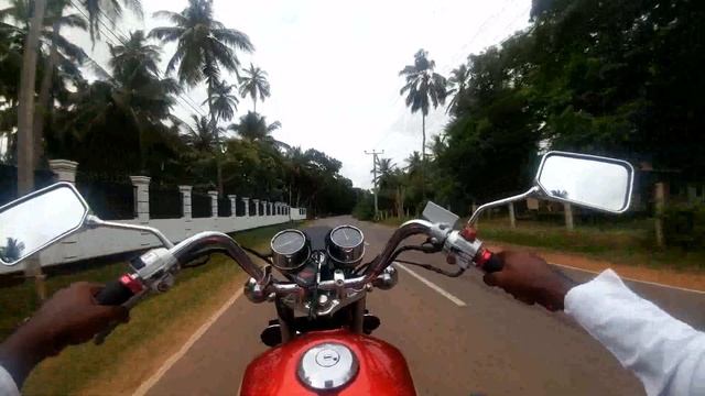 How it's like riding in the Sri-Lankan countryside (Honda CM 125 Custom) смотреть онлайн