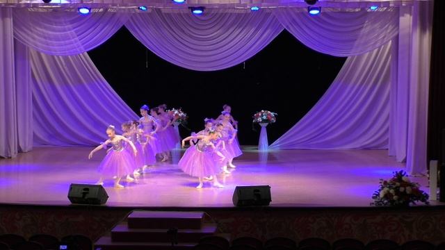 Васльс цветов из балета Щелкунчик смотреть онлайн