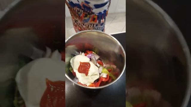 Aunty Tullula Guacamole Recipie смотреть онлайн