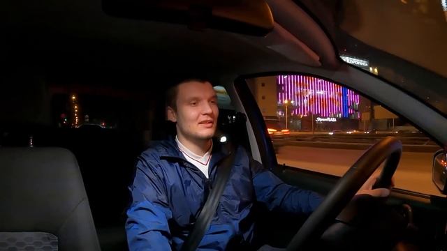 НИЩЕТА ЛЮДЕЙ ИНОГДА ПОРАЖАЕТ| ВОЗВРАЩАЛ НА КАРТУ 5 РУБЛЕЙ|