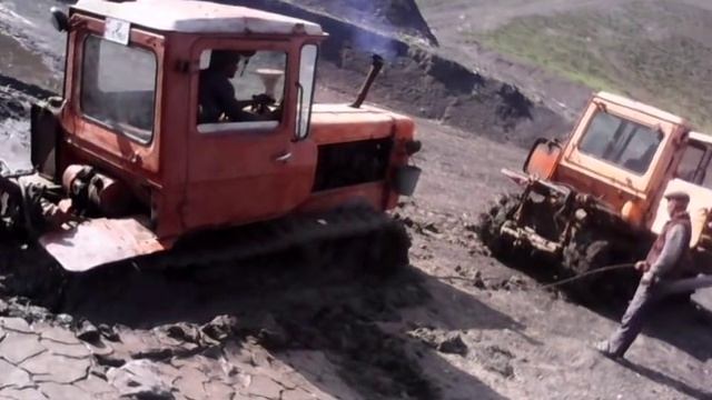 Haput kendinde dt 75-in palciqdan cixarilmasi. смотреть онлайн