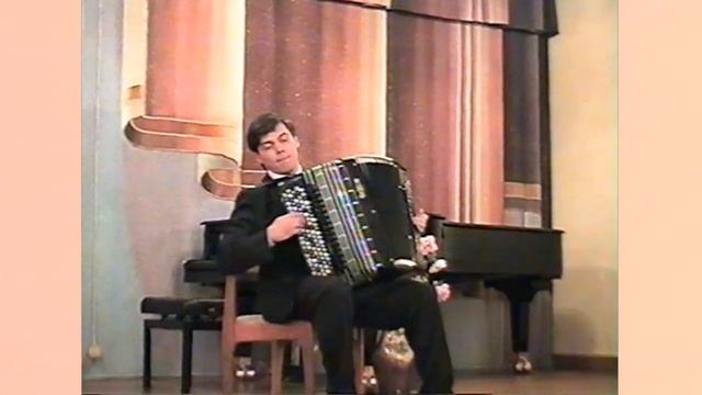 А. Джойс Вальс "Осенний сон"обр. Г. Шендерёва Играет баянист Андрей Романов Новосибирск