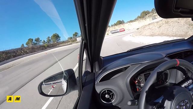 Toyota Yaris GRMN, la Gazoo è una rally-replica esclusiva (anche nella guida!) смотреть онлайн