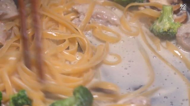 라면처럼 끓여 먹는 크림 스파게티! 10분 완성 원팬 파스타 + V-Log 영상