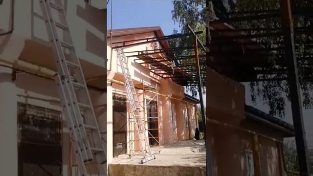 Так лучше не делать #короед #фасад #декоративнаяштукатурка #строительство #воронеж смотреть онлайн