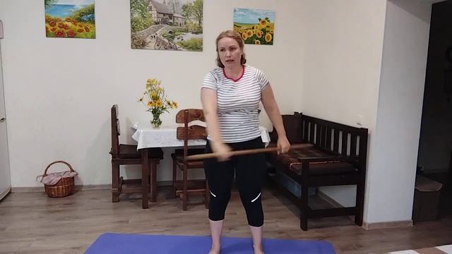 Упражнения с гимнастической палкой / Баланс / Exercises with a gymnastic stick смотреть онлайн