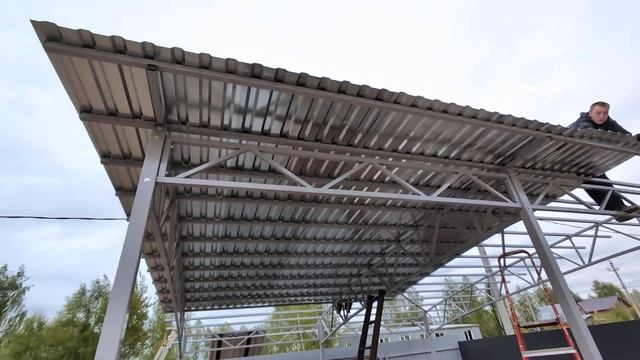 Монтаж профлиста на арочный автонавес для машины смотреть онлайн