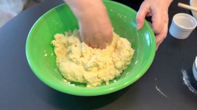 Potato and Cheese Dumplings / Lazy Dumplings смотреть онлайн