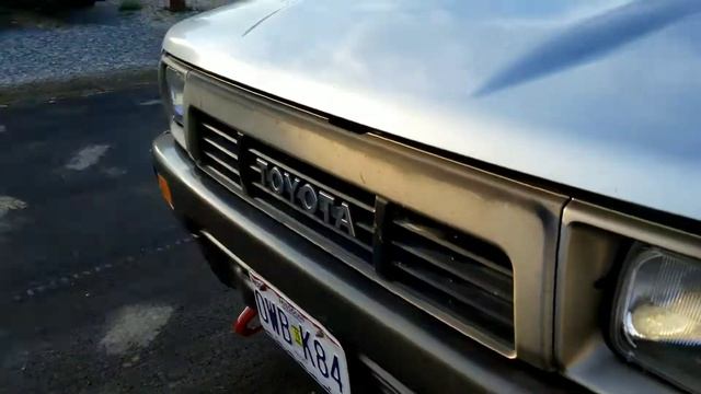 1990 Toyota pickup 4x4 .. 22re смотреть онлайн