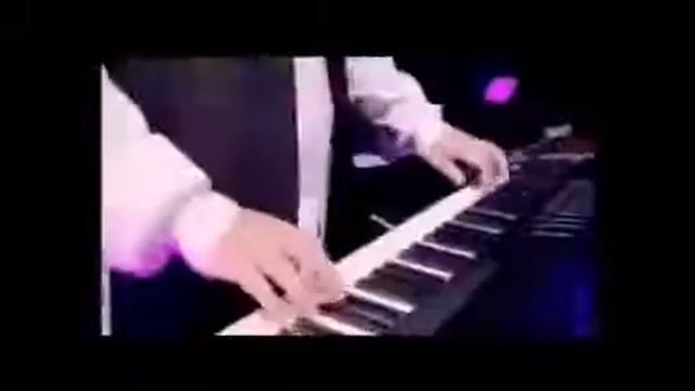 Mylene Farmer- outro haka/appelle mon numero смотреть онлайн