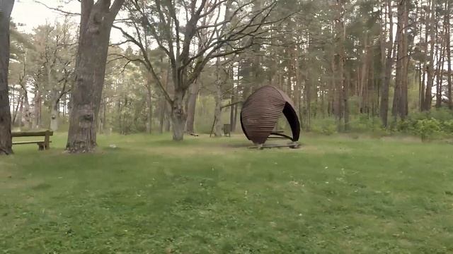 Розовый сад барона Holstein Эстония. смотреть онлайн