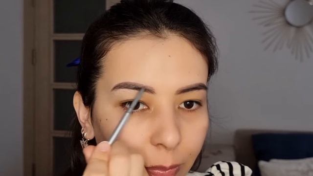 Terilmagan Qoshni Boyash Qosh Boyash Makiyaj Qilish